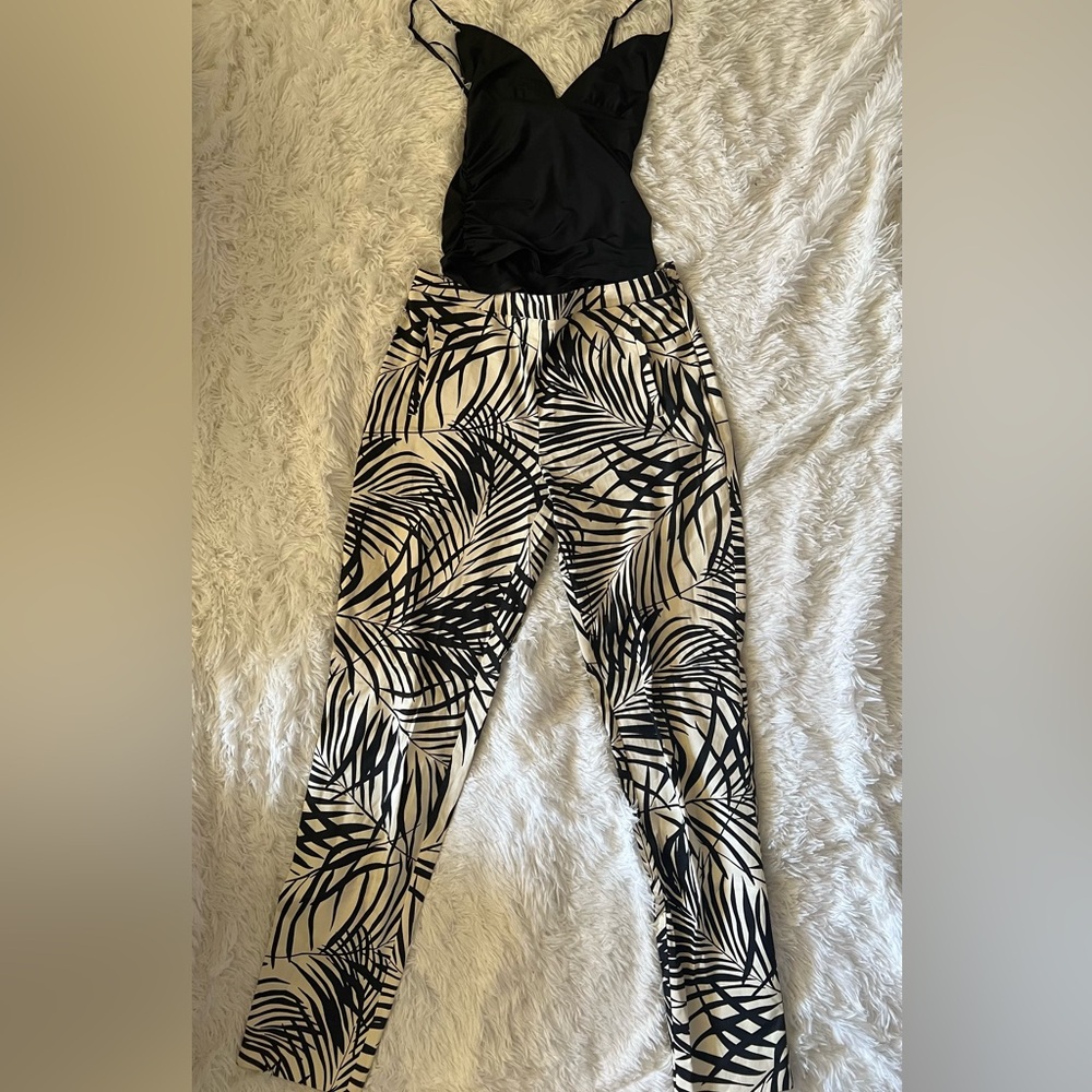 Black and White Contemporary Leaf Print Pants